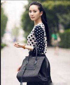 娱乐吃瓜酱服装图片,揭秘娱乐吃瓜酱的潮流服装造型 第2张 娱乐吃瓜酱服装图片,揭秘娱乐吃瓜酱的潮流服装造型 第2张