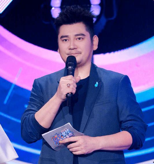 娱乐圈年度吃瓜,盘点年度大瓜,揭秘明星幕后故事 第3张 娱乐圈年度吃瓜,盘点年度大瓜,揭秘明星幕后故事 第3张