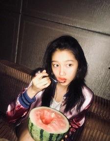 娱乐吃瓜酱的画面图片 第1张 娱乐吃瓜酱的画面图片 第1张