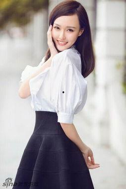 娱乐吃瓜女星代言游戏,跨界代言引发热议 第1张 娱乐吃瓜女星代言游戏,跨界代言引发热议 第1张