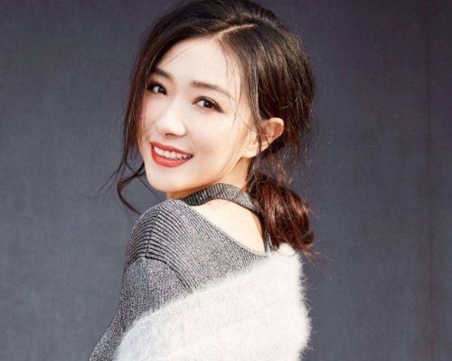 娱乐吃瓜女星代言游戏,跨界代言引发热议 第3张 娱乐吃瓜女星代言游戏,跨界代言引发热议 第3张