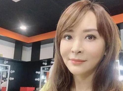娱乐明星吃瓜专栏小说,明星吃瓜大作战 第2张 娱乐明星吃瓜专栏小说,明星吃瓜大作战 第2张